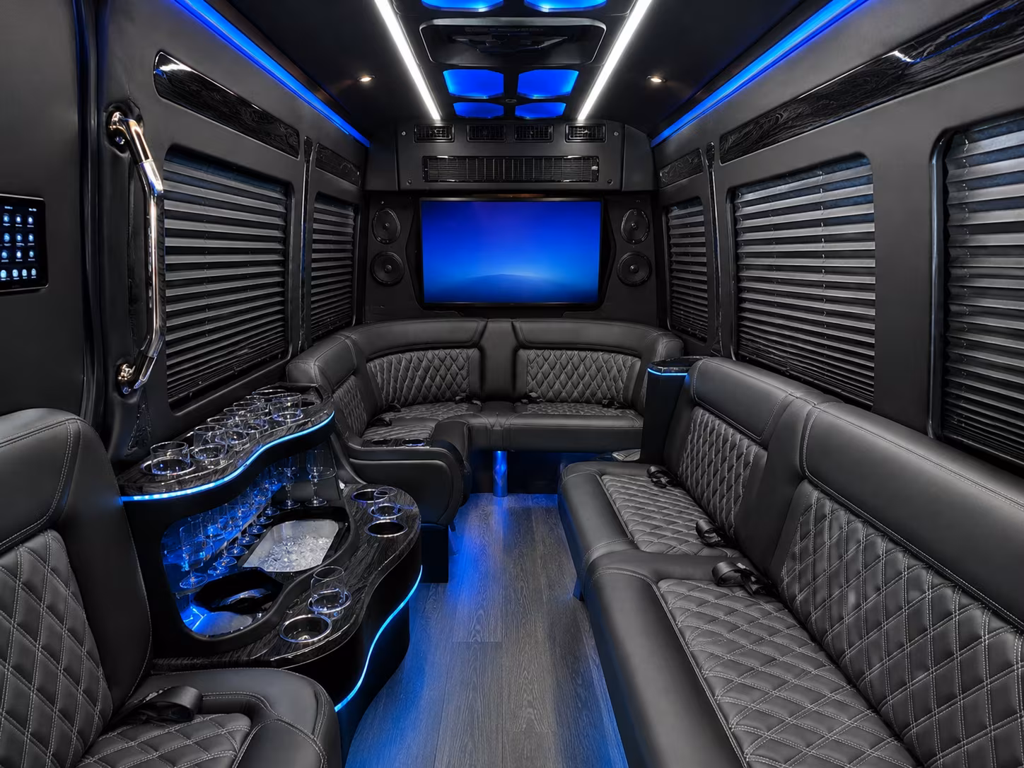 book your kirkland prom bus before peak prom saturdays fill up