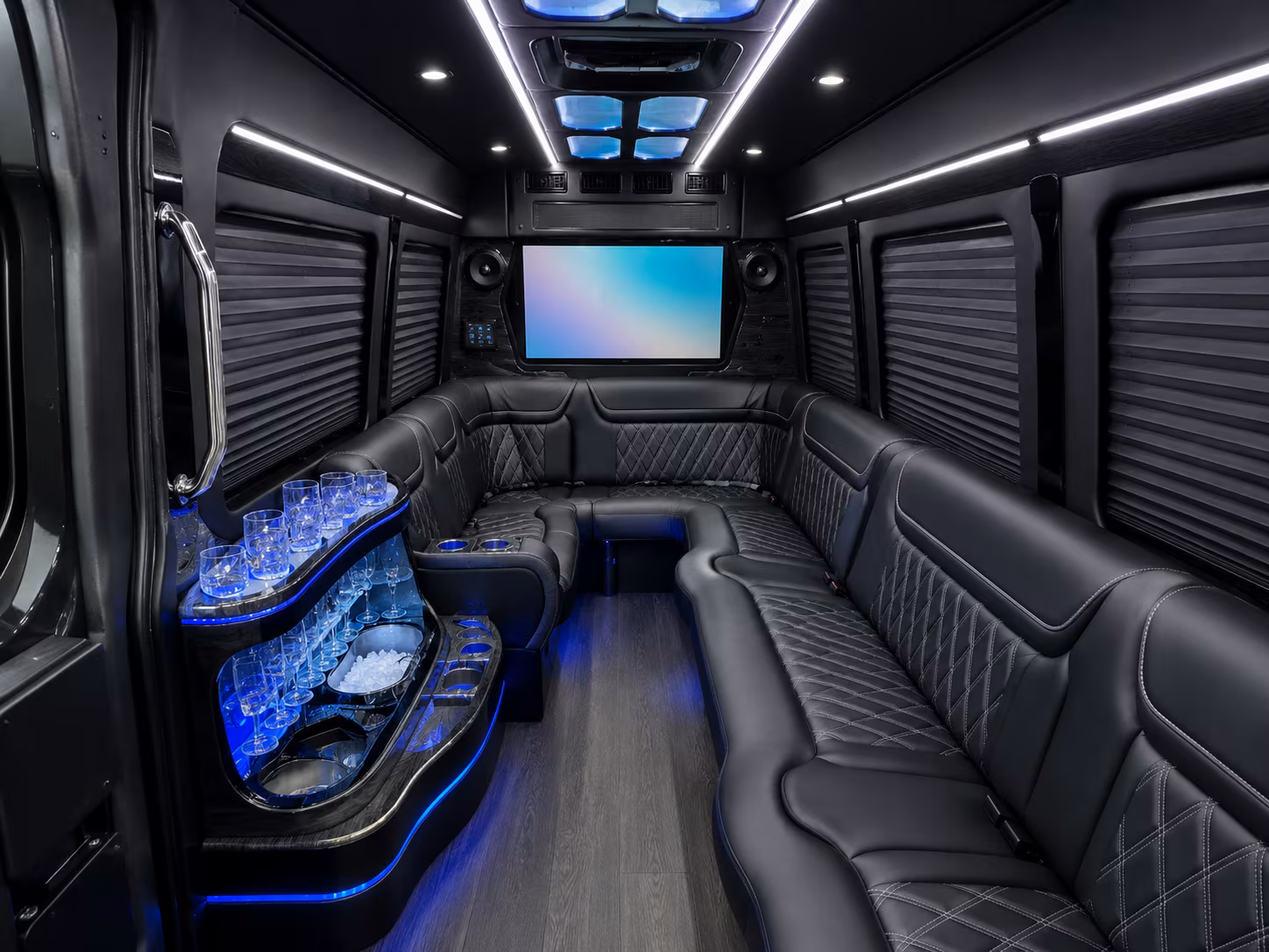 executive transfers and airport shuttles to sea tac sea and paine field pae