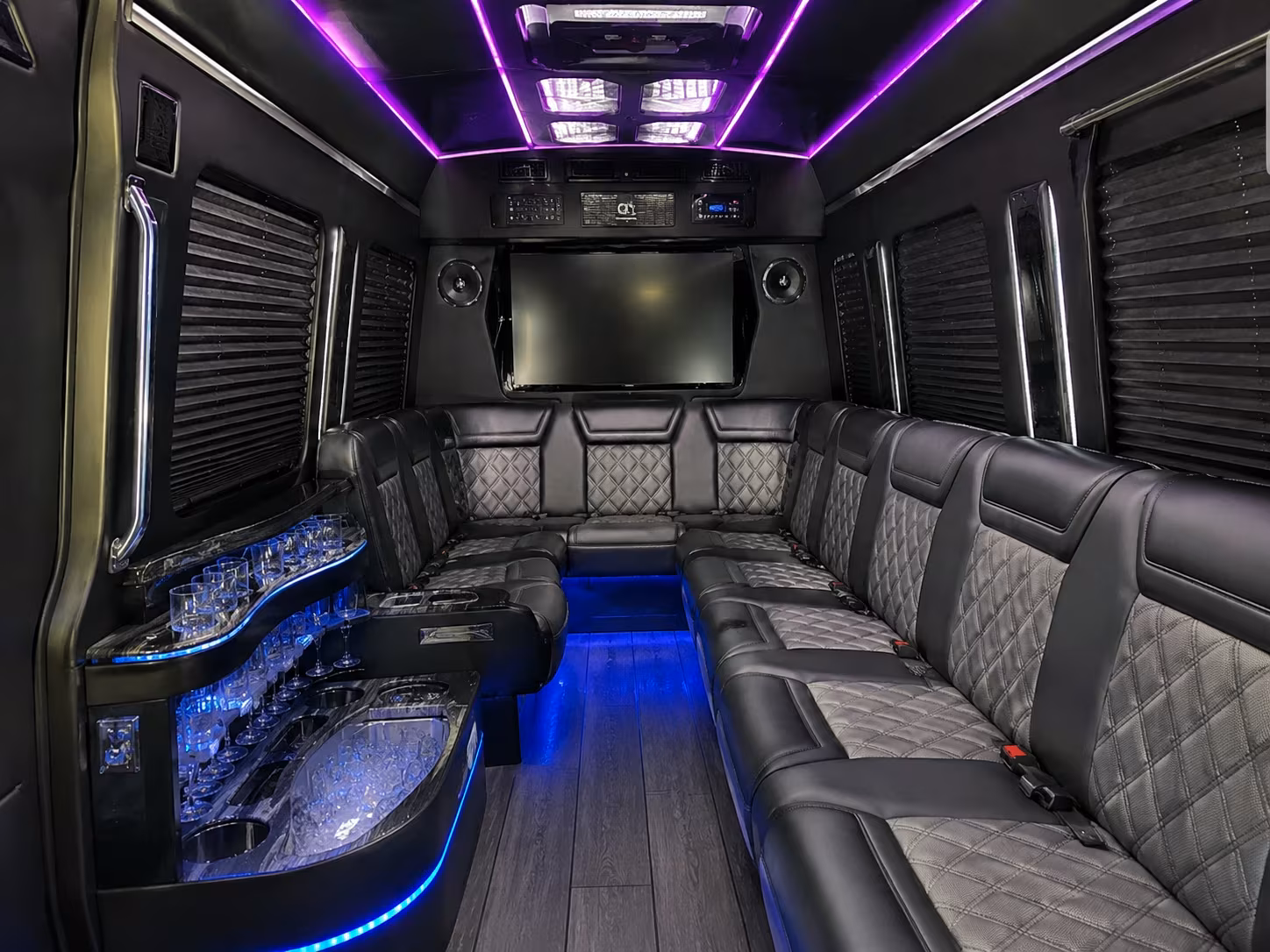sprinter vans and minibuses for intimate kirkland wine tour groups